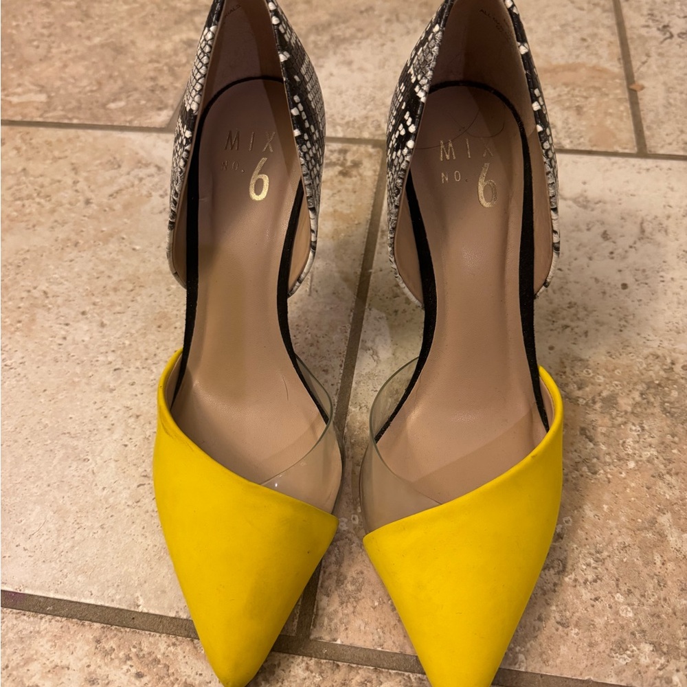 Mix No. 6 Yellow and Black Snakeskin Heels
